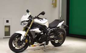 TRIUMPH STREET TRIPLE 85 2013
