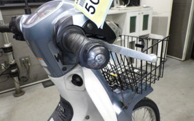 HONDA C50 SUPER CUB 2001 AA04