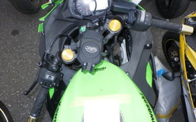 KAWASAKI ZX-25R ZX250E