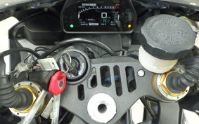 YAMAHA YZF-R1 M 2015