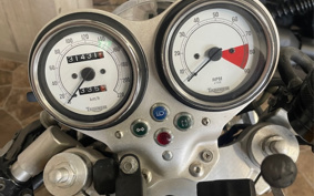 TRIUMPH THRUXTON 2006 TJ9042