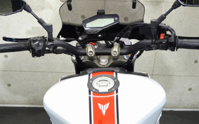 YAMAHA MT-09 2014 RN34J