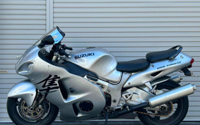 SUZUKI GSX-1300R HAYABUSA 2000 GW71A