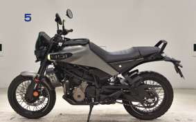 HUSQVARNA SVARTPILEN 401 2024