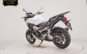 HONDA VFR800X 2015 RC80