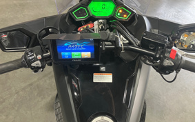 HONDA NM4 VULTUS -02 2015 RC82