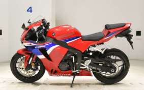 HONDA CBR600RR 2024 PC40
