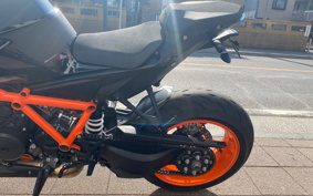 KTM 1290 SUPER DUKE-R 2022 V3940