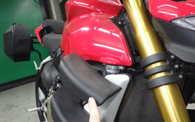 DUCATI STREETFIGHTER V4 S 2020