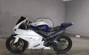 YAMAHA YZF-R125 RE06