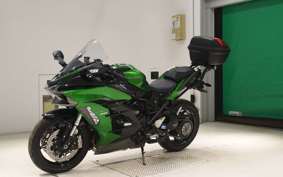 KAWASAKI NINJA H2 SX SE 2018 ZXT02A