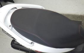 YAMAHA CYGNUS 125 XSR 2