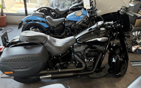 HARLEY FLHCS 2022 YBK
