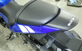 SUZUKI GSX250RA 2001