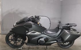 HONDA NM4 VULTUS -02 2014 RC82