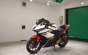 YAMAHA YZF-R25 A RG10J