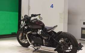 TRIUMPH BONNEVILLE BOBBER 2024