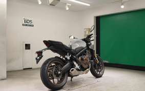 HONDA CB650R E-Clutch 2026 RH17