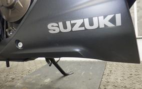SUZUKI ｼﾞｸｻｰ250SF ED22B