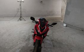 HONDA CBR650R 2021 RH03
