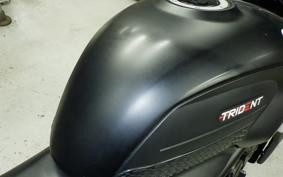 TRIUMPH TRIDENT 660 2021
