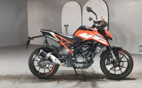 KTM 125 DUKE JPA40