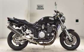 YAMAHA XJR1300 2002 RP03J