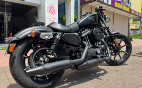 HARLEY XL883N 2017 LE2