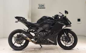 KAWASAKI ZX-25R 2003 ZX250E