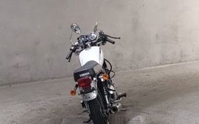 YAMAHA YB125SP PCJL