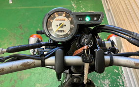 YAMAHA TRICKER DG16J
