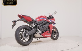 HONDA CBR650R E-Clutch 2025 RH17