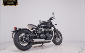 TRIUMPH BONNEVILLE BOBBER 2026