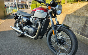 TRIUMPH BONNEVILLE T100 2022 DAD70G