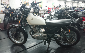 SUZUKI GLASS TRACKER BIG BOY NJ4BA