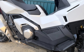 HONDA X-ADV 750 2026 RH21