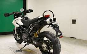 DUCATI HYPERMOTARD 796 2011