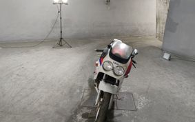 YAMAHA FZR250 2KR