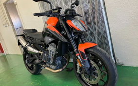 KTM 890 DUKE 2021 TU940