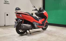 HONDA FORZA SI MF12