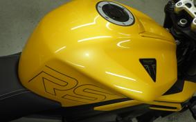 TRIUMPH STREET TRIPLE RS 2024