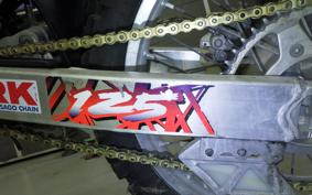 SUZUKI RM125 RF14A