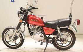 SUZUKI GN125 2015