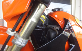 SUZUKI TS200R SH12A