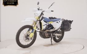 HUSQVARNA 701ED 2022
