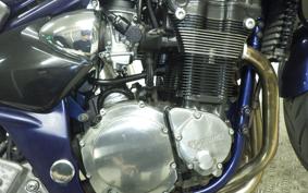 SUZUKI BANDIT 1200 S 2002 GV77A