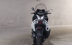 YAMAHA T-MAX 530 2012 SJ09