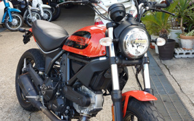 DUCATI SCRAMBLER SIXTY2 2019 KA00