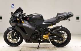 HONDA CBR600RR 2024 PC40