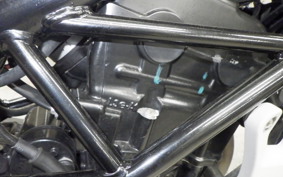 HUSQVARNA SVARTPILEN 125 2011